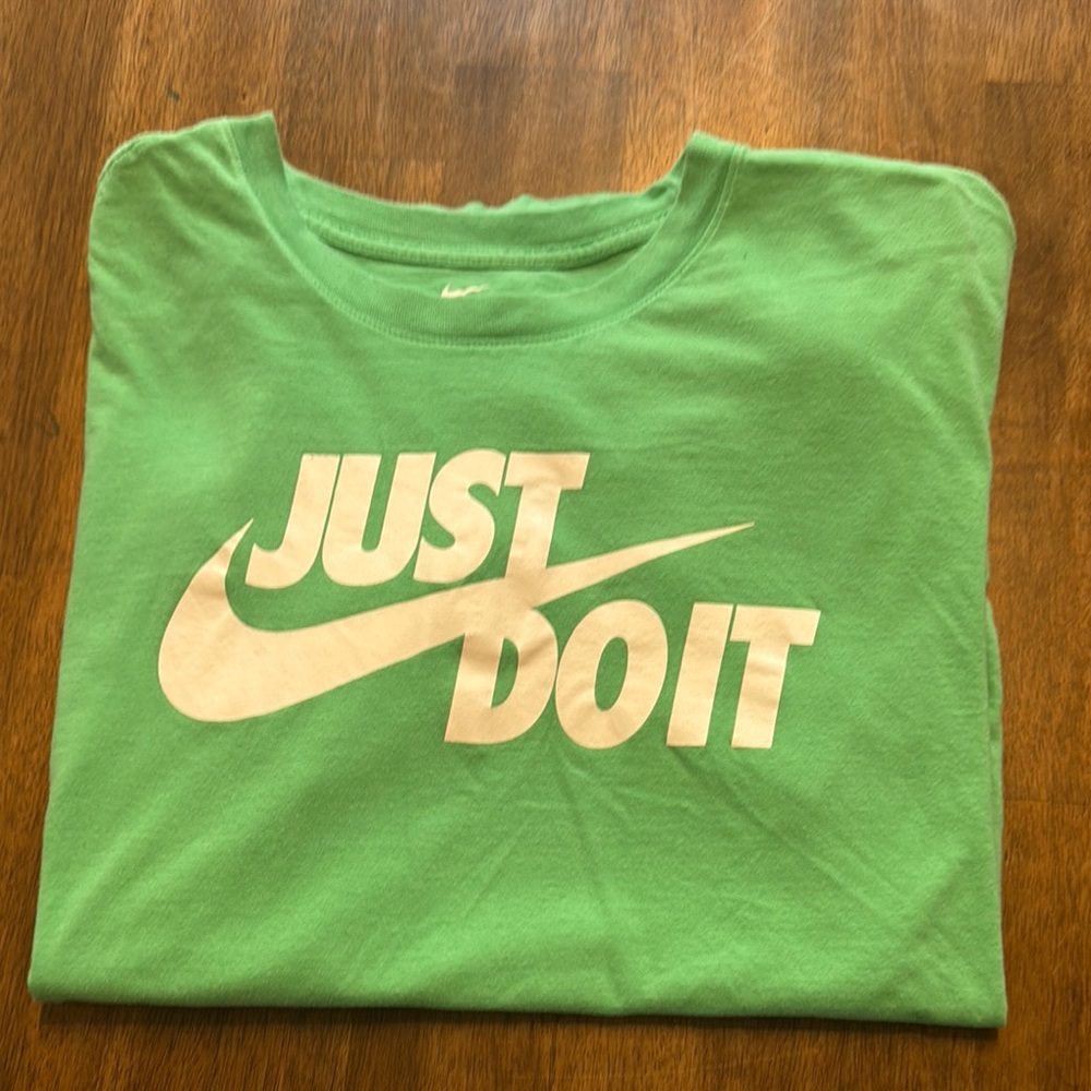 Men’s XL Nike Green Short Sleeve Tee Just Do It